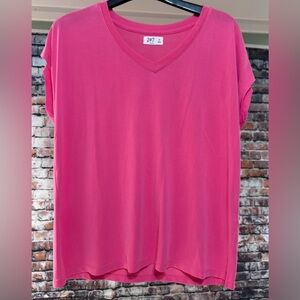 24/7 by Maurice’s Women's Pink V-Neck Top